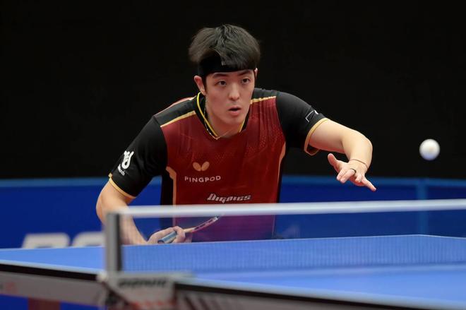 并在其推动 并在其推动